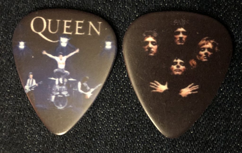 QUEEN Freddie Mercury “And the band Queen Logo” Guitar Pick, Novelty